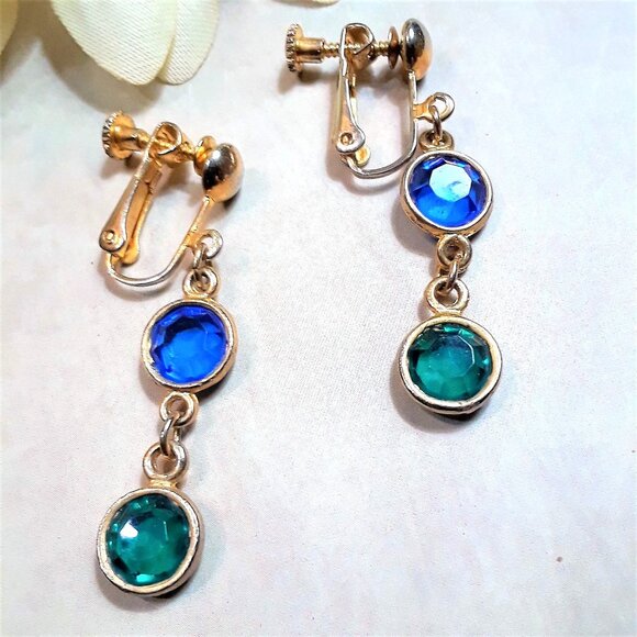 Vintage Earrings Goldtone Screw Back Banded Faceted Crystal - Picture 3 of 6